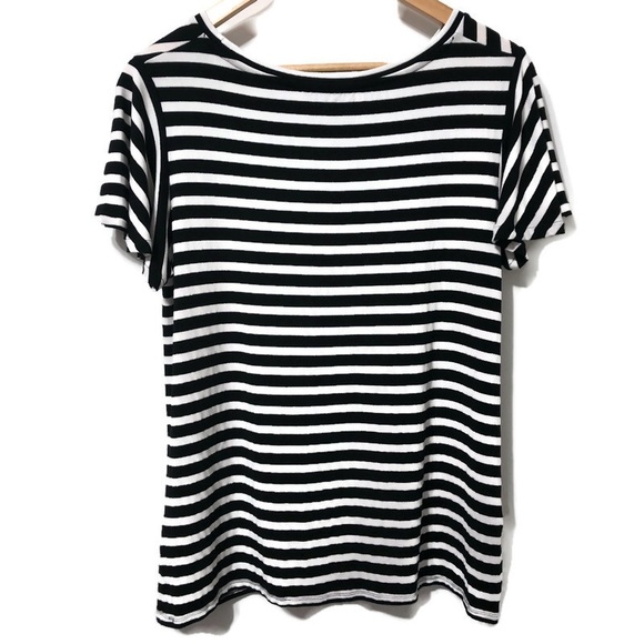 LAURA Black & White Striped Asymetric Top Size L - Picture 8 of 13